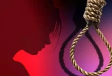 वर्क फ्रॉम होम कर रही आईटी कर्मी युवती ने लगाई फांसी 2 20261012130854 eEQRiTaj