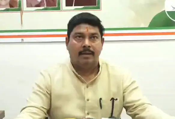 उज्जैन दीपोत्सव टेंडर पर कांग्रेस ने उठाए सवाल, करोड़ों के खर्च की जांच की मांग 1 20261016145443 qWnA4tSn