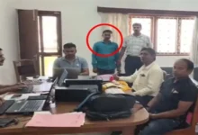 निगम का सुपरवाइजर रिश्वत लेते गिरफ्तार,2 हजार के लालच में डोला ईमान 2 20261018154536 LPu1tklG