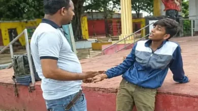 बड़े तालाब में उतरे युवक की गोताखोर ने बचाई जान, सुरक्षित किया रेस्क्यू शीतलदास की बगिया में नगर निगम के गोताखोर शेख आसिफ ने युवक को बाहर निकाला, रेस्क्यू के बाद पुलिस को सौंपा 6 20261019120307 7QMZOujG