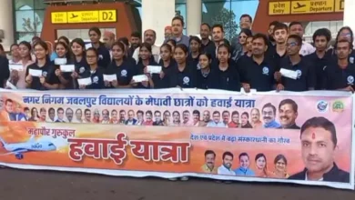 85 प्रतिशत से अधिक अंक लाने वाले 27 विद्यार्थियों को मिली हवाई यात्रा की सौगात 4 20261023125032 ovybGpVo