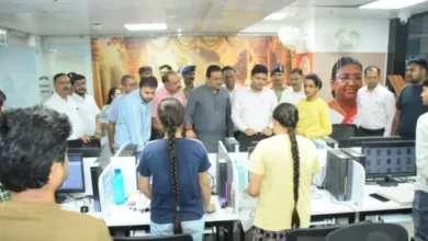 विद्यार्थियों से की चर्चा 7 20261023162129 nmmrMOuO