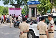 16 वर्षीय किशोरी का घर में मिला शव : संदिग्ध परिस्थितियों में मौत, जांच में जुटी पुलिस 2 20261024112132 7ZlI31Iz