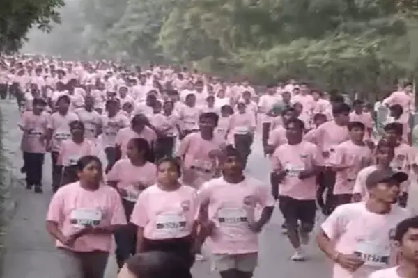 सतना हुई पिंक सिटी : हाफ मैराथन-2026 , 22 राज्यों के धावकों ने लिया हिस्सा 1 20261025143640 IBGqo2s5