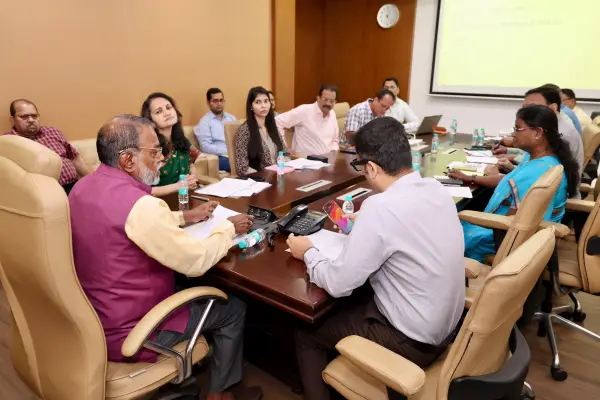 सात जिलों में खुलेंगे वरिष्ठजन आश्रम, तीन में नशामुक्ति केंद्र 1 20261028173942 p9pesvPK