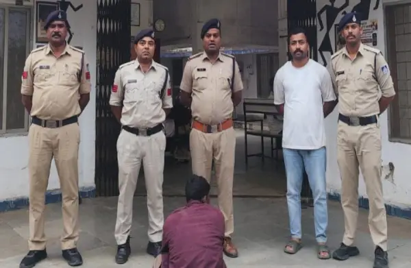 जादू-टोने की रंजिश में बाबा कैलाश की हत्या : पुलिस ने आरोपी को दबोचा, क्षेत्र में हड़कंप 1 20261029210041 TpMHVYjH