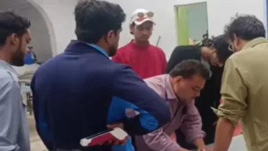स्वच्छता नियमों का उल्लंघन पड़ा भारी, अहमद गारमेंट सेल पर 4 हजार का जुर्माना 3 20261031140141 NpvAhh7Z