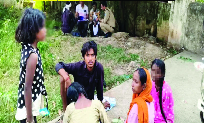 मुड़वारा स्टेशन के आउटर में मिली युवक की लाश, बेटियों के लिए समोसा लेने आगरा स्टेशन पर उतरा था युवक, गाड़ी छूटने के बाद वापस कटनी आते समय हादसा 1 555