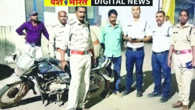 शराब पीकर वाहन चलाते मिले ई-रिक्शा और बाइक चालक, यातायात पुलिस ने धारा 185 के तहत की कार्रवाई 4 7777