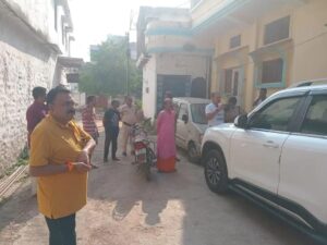 वीडी शर्मा के इलाके के भाजपा जिलाध्यक्ष की कार में तोड़फोड़, कमल निशान भी तोड़ा 2 IMG 20261013 WA0536