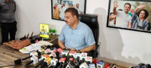 सरई में प्रस्तावित परमाणु संयंत्र का विरोध तेज, उमंग सिंघार ने उठाए सवाल जमीन अधिग्रहण, विस्थापन और कथित फर्जी एनओसी की जांच की मांग , आदिवासी महिला के परिवार को सहायता देने की अपील 2 IMG 20261026 WA0046