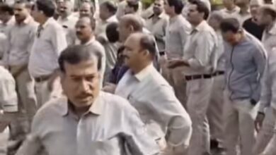 भेल में दिवाली बोनस को लेकर भड़के कर्मचारी, प्रबंधन के खिलाफ प्रदर्शन बीएमएस एचएमएस और सीआईटीयू ने द्वार क्रमांक-5 पर किया पुतला दहन, बोनस में बढ़ोतरी की मांग 9 IMG 20261029 WA0091