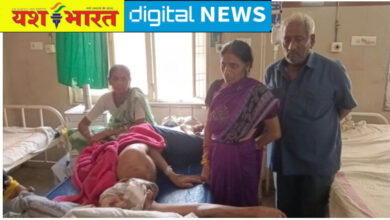 क्राइम : वेतन लेकर घर लौट रहे होटल कर्मी पर तलवार से जानलेवा हमला, 8 हजार रुपये लूटे, घटना से सनसनी 19 IMG 20261002 190545