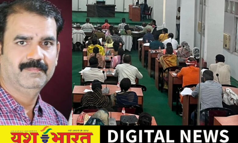 नगर निगम परिषद की बैठक के बीच पार्षद के इस्तीफे से हड़कंप, वार्ड के विकास में अनदेखी का आरोप, मेयर ने कहा - आरोप गलत, सभी वार्डों में हुए काम, भाजपा पार्षद सदन की बैठक के बहिष्कार की तैयारी में, सवाल यह भी - इस्तीफा कलेक्टर को क्यों नहीं दिया ? 1 IMG 20261014 152656