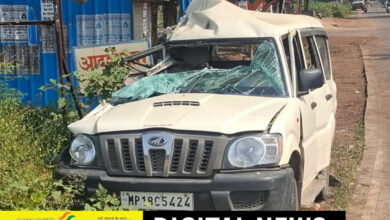 सड़क हादसा: NH-43 पर गाय को बचाने के चक्कर में ट्रक-स्कॉर्पियो की भिड़ंत, 5 गंभीर घायल 8 IMG 20261018 185818
