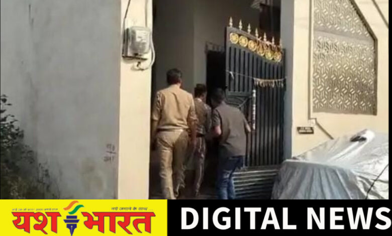 दिनदहाड़े 10 लाख की चोरी, जेवर-नकदी के साथ तलाक के दस्तावेज भी गायब, दर्शन कर लौटे गृहस्वामी ने देखा बिखरा सामान, 1 IMG 20261019 170815