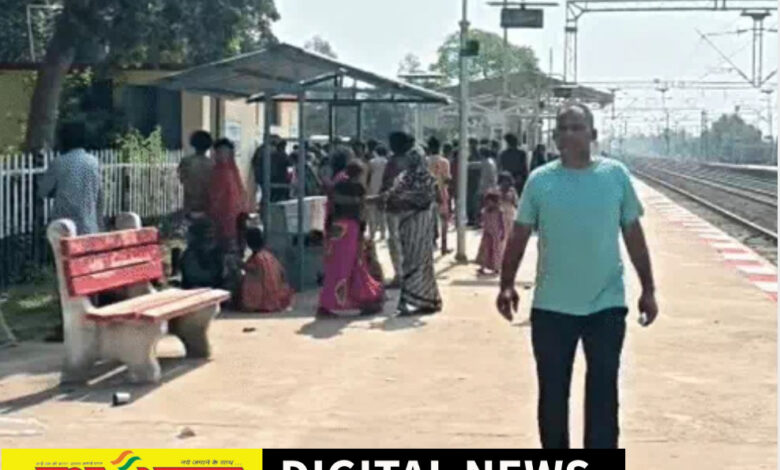 रेलवे लाइन पार करते समय मालगाड़ी की चपेट में आने से पति-पत्नी की मौत, चंदिया रेलवे स्टेशन के पास दर्दनाक हादसा 1 IMG 20261021 123943