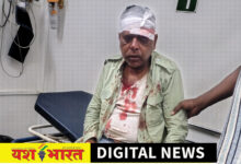 डेयरी व्यवसाई किशोर तोमर पर हमला करने वाले आरोपी का नाम आया सामने, हर्ष द्विवेदी उर्फ 'लल्ला पंडित' के रूप में पहचान, सीसीटीवी फुटेज आया सामने, आरोपी फरार 2 IMG 20261026 214336 1