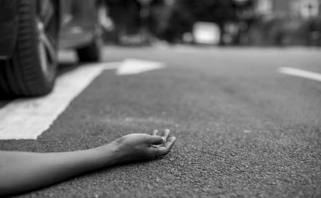 पैसों के लालच में पति ने कराई गर्भवती पत्नी की हत्या,4 सितंबर को सड़क हादसा कराकर वारदात को दिया अंजाम 1 sadak hadsa 21665070074 1681712741